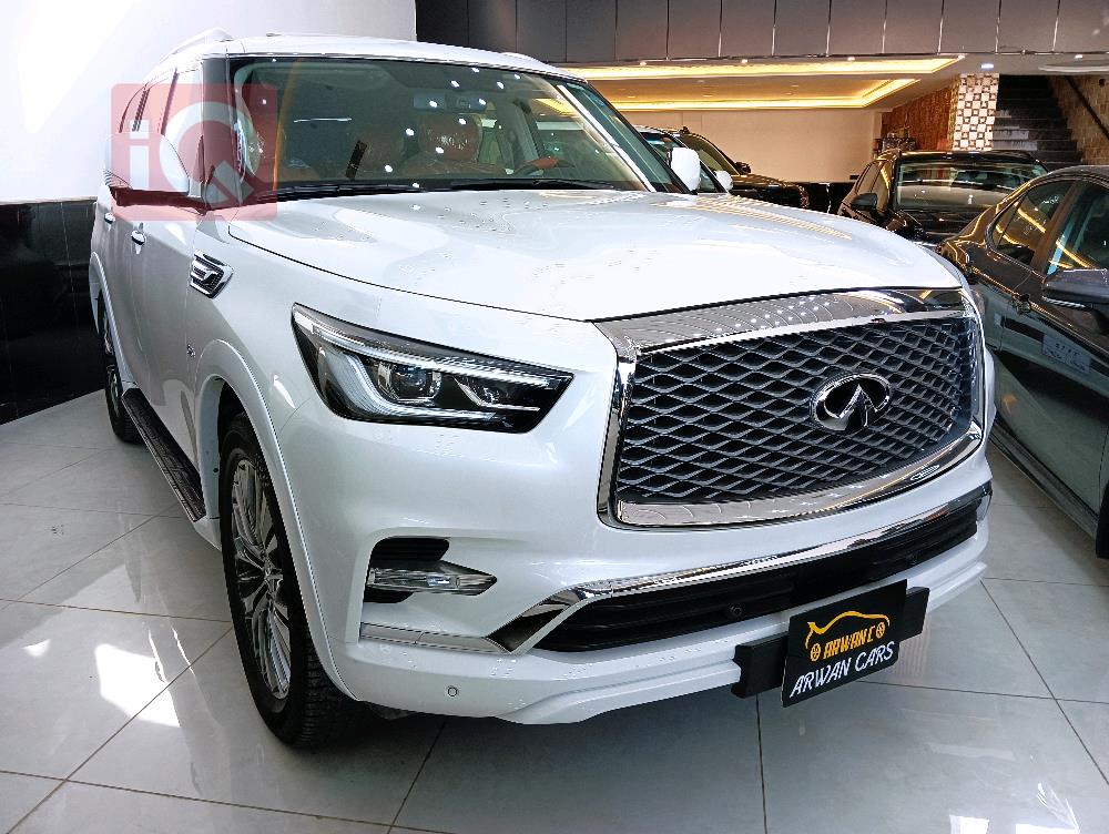 Infiniti QX80